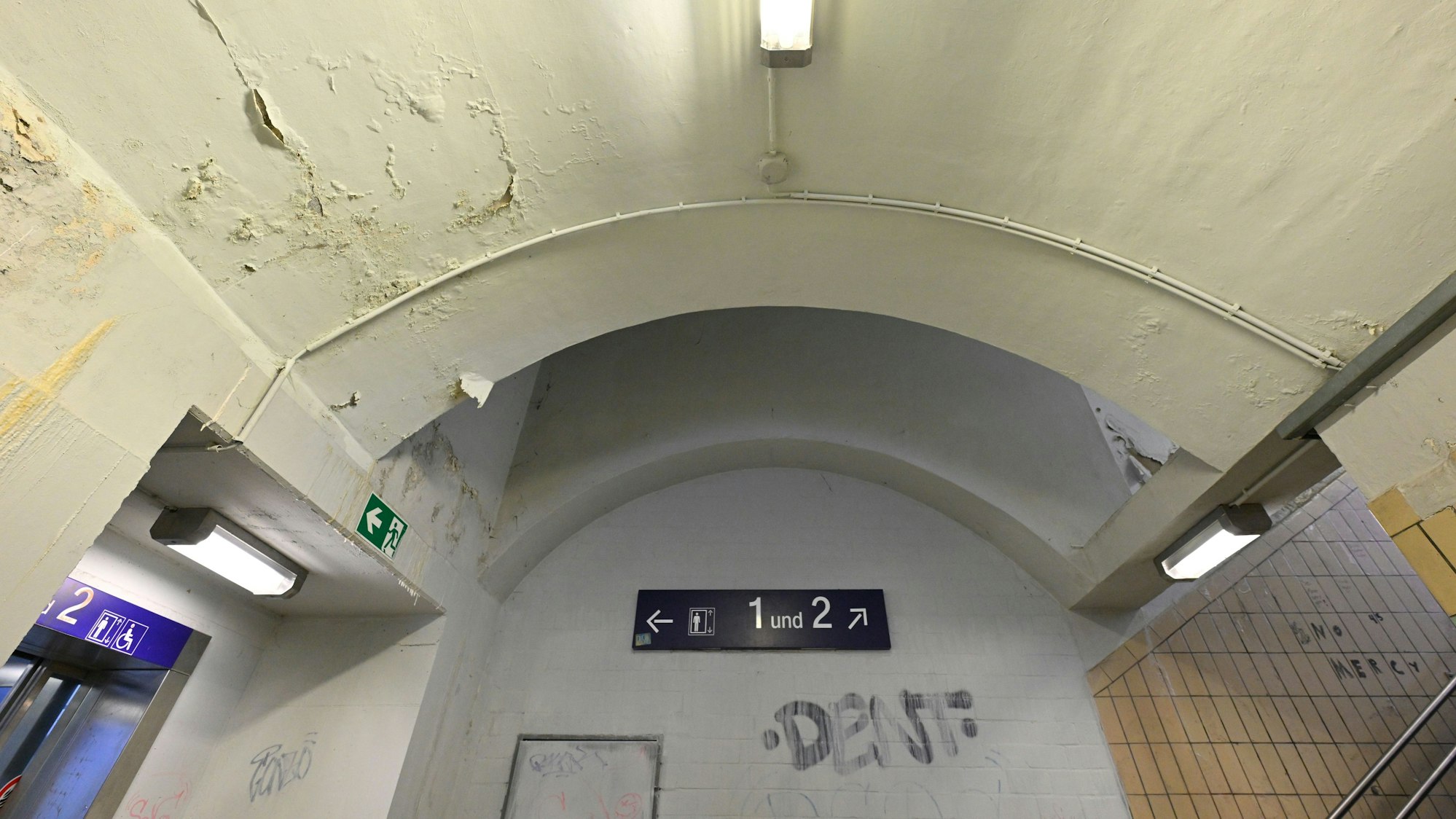 Blick auf den aktuellen Zustand des Bahnhofs in Gummersbach-Dieringhausen.