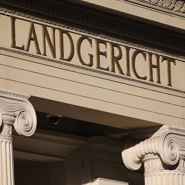 Das Eingangsportal des Bonner Landgerichts.