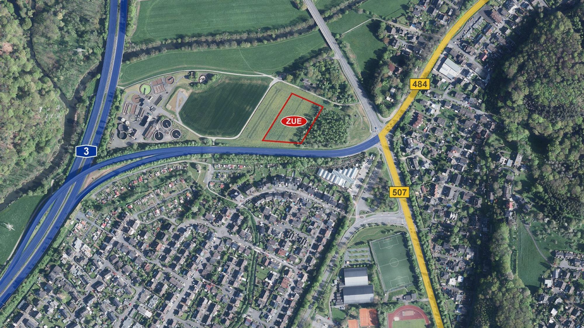Das Luftbild von Lohmar zeigt den Standort des künftigen Flüchtlingsheims nahe des Donrather Dreiecks.