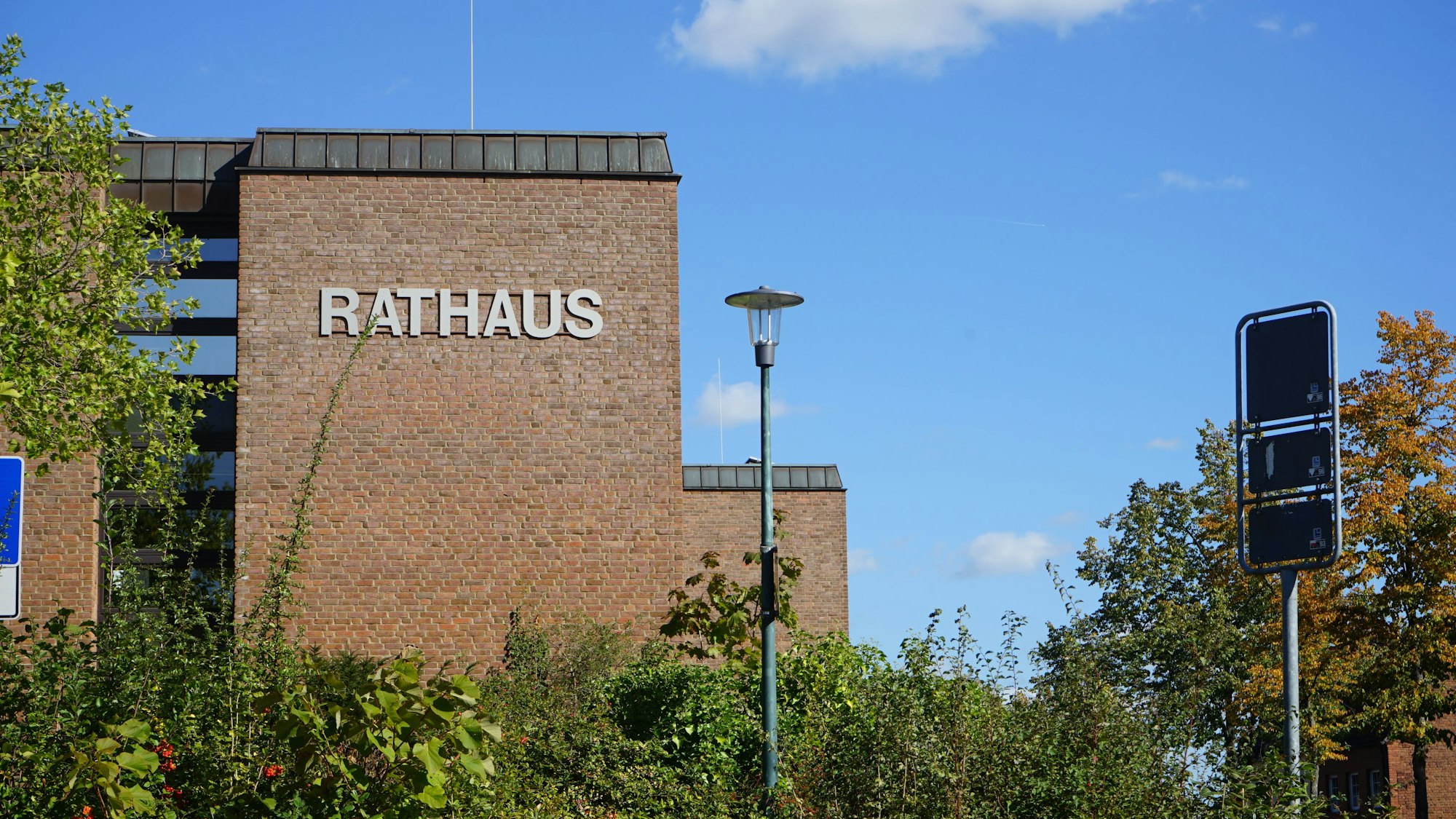 Das Foto zeigt das Kerpener Rathaus.