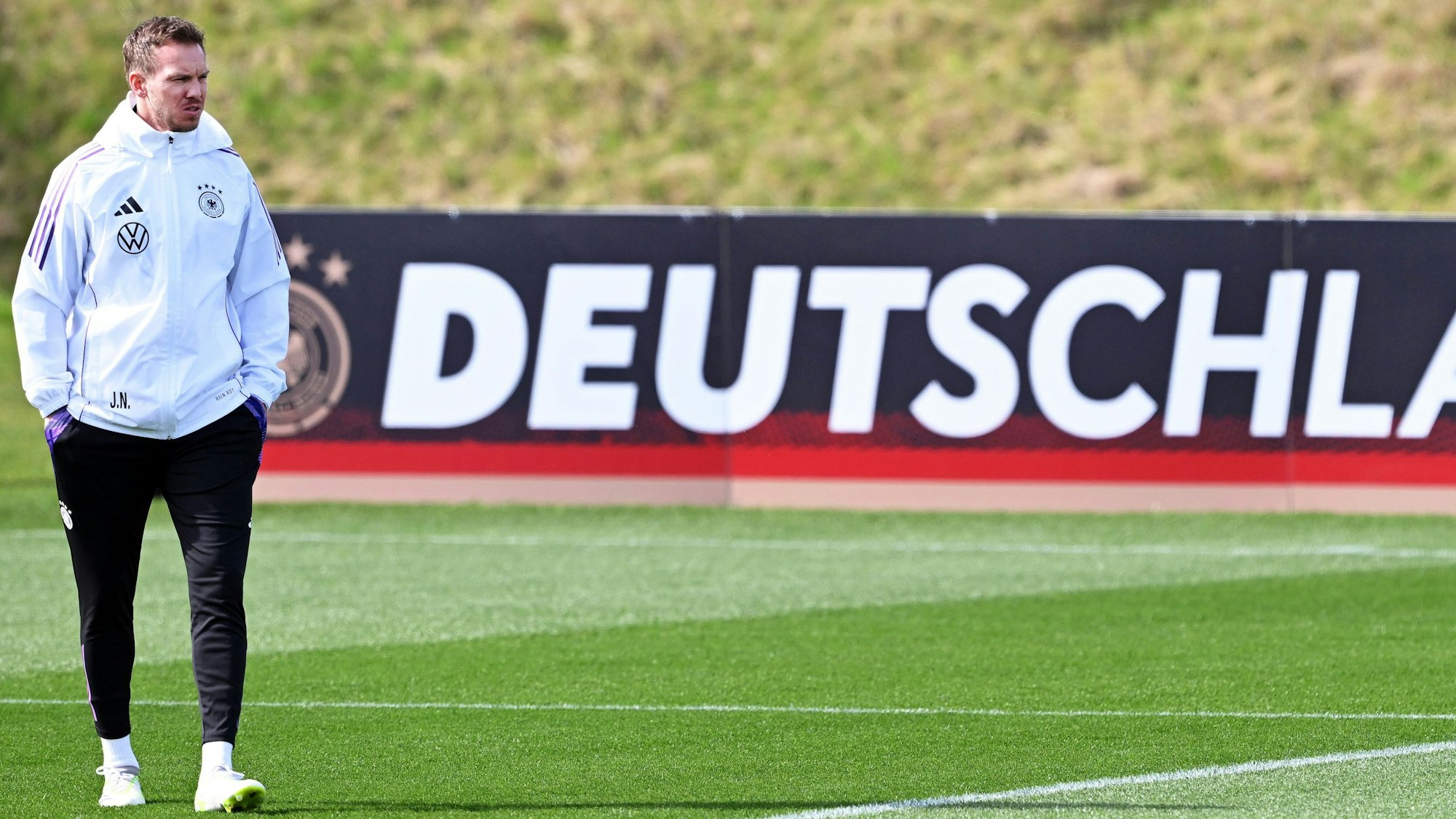 Bundestrainer Julian Nagelsmann leitet das Training.