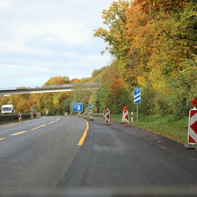 Eine Baustelle auf der A4 in Rhein-Berg.