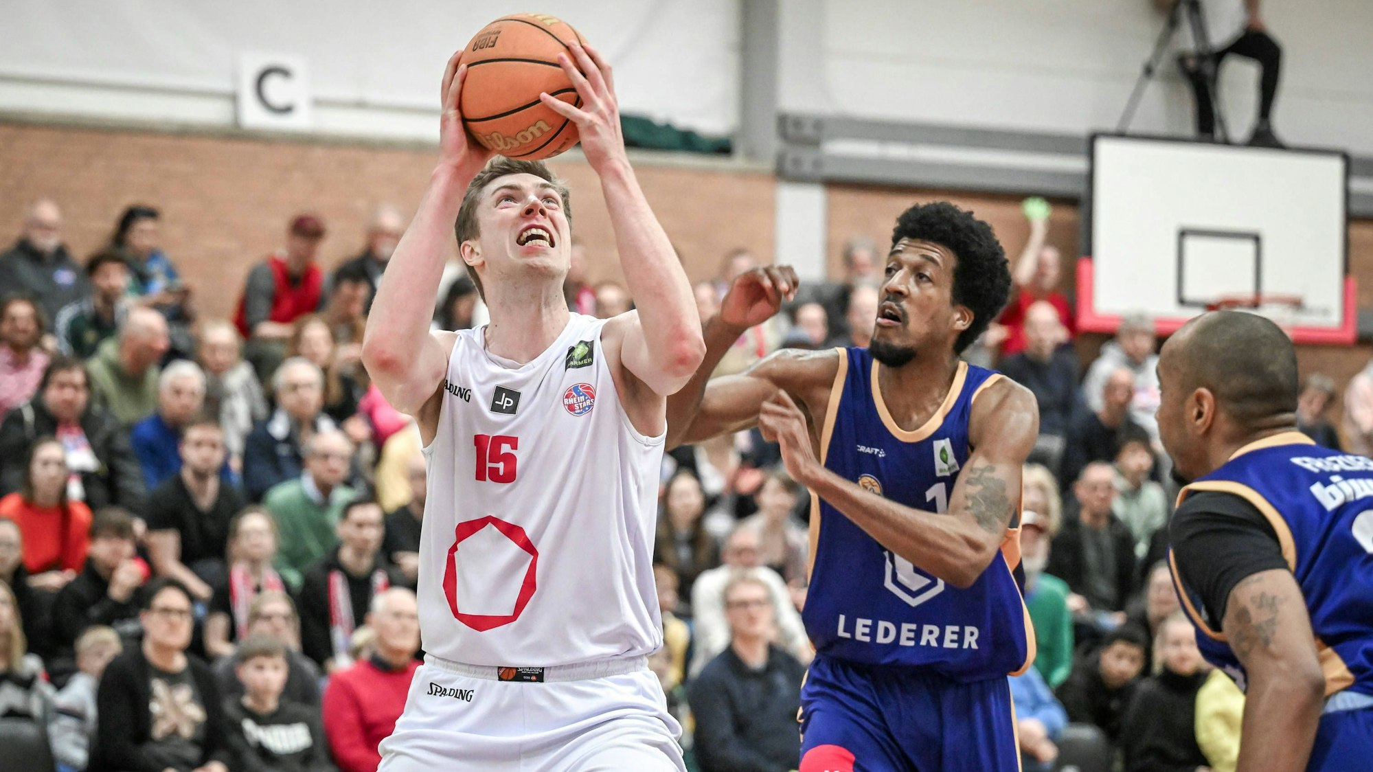 Barmer 2. Basketball Bundesliga ProB: Rheinstars Koeln vs. EN Baskets Schwelm, 23.03.2024 Bjoern Rohwer RheinStars Koeln, 15, Barmer 2. Basketball Bundesliga ProB: Rheinstars Koeln vs. EN Baskets Schwelm am 23.03.2024 im ASV Koeln in Koeln Nordrhein-Westfalen *** Barmer 2 Basketball Bundesliga ProB Rheinstars Koeln vs EN Baskets Schwelm, 23 03 2024 Bjoern Rohwer RheinStars Koeln, 15 , Barmer 2 Basketball Bundesliga ProB Rheinstars Koeln vs EN Baskets Schwelm on 23 03 2024 at ASV Koeln in Koeln North Rhine-Westphalia Copyright: xBEAUTIFULxSPORTS/Mueller-Laschetx