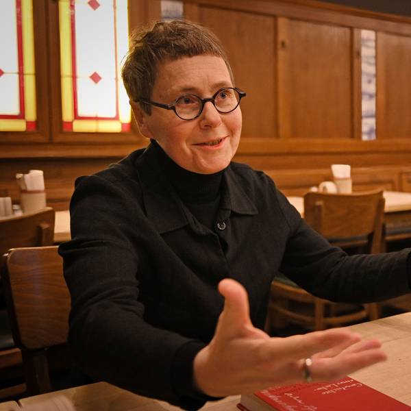 Die Kölner Autorin Angela Steidele.