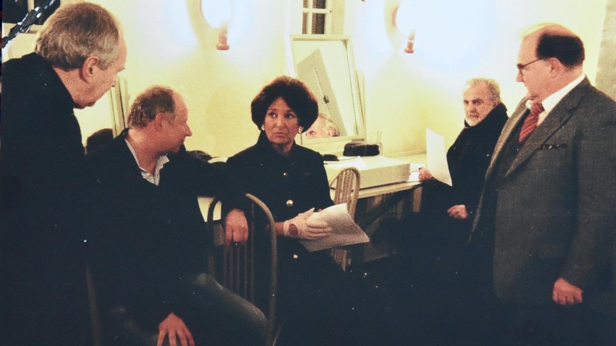 Edda Moser 2008 zwischen Otto Schenk, Axel Milberg, Maximilian Schell, Udo sammle (v.l.) Bild Moser