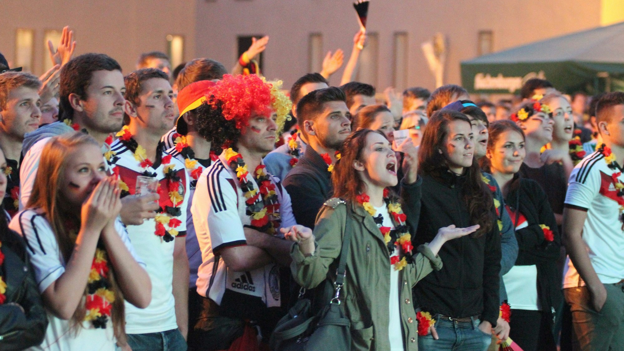 Fußball-Weltmeisterschaft 2014, Public Viewing an Burg Wissem, Achtelfinale Deutschland-Algerien