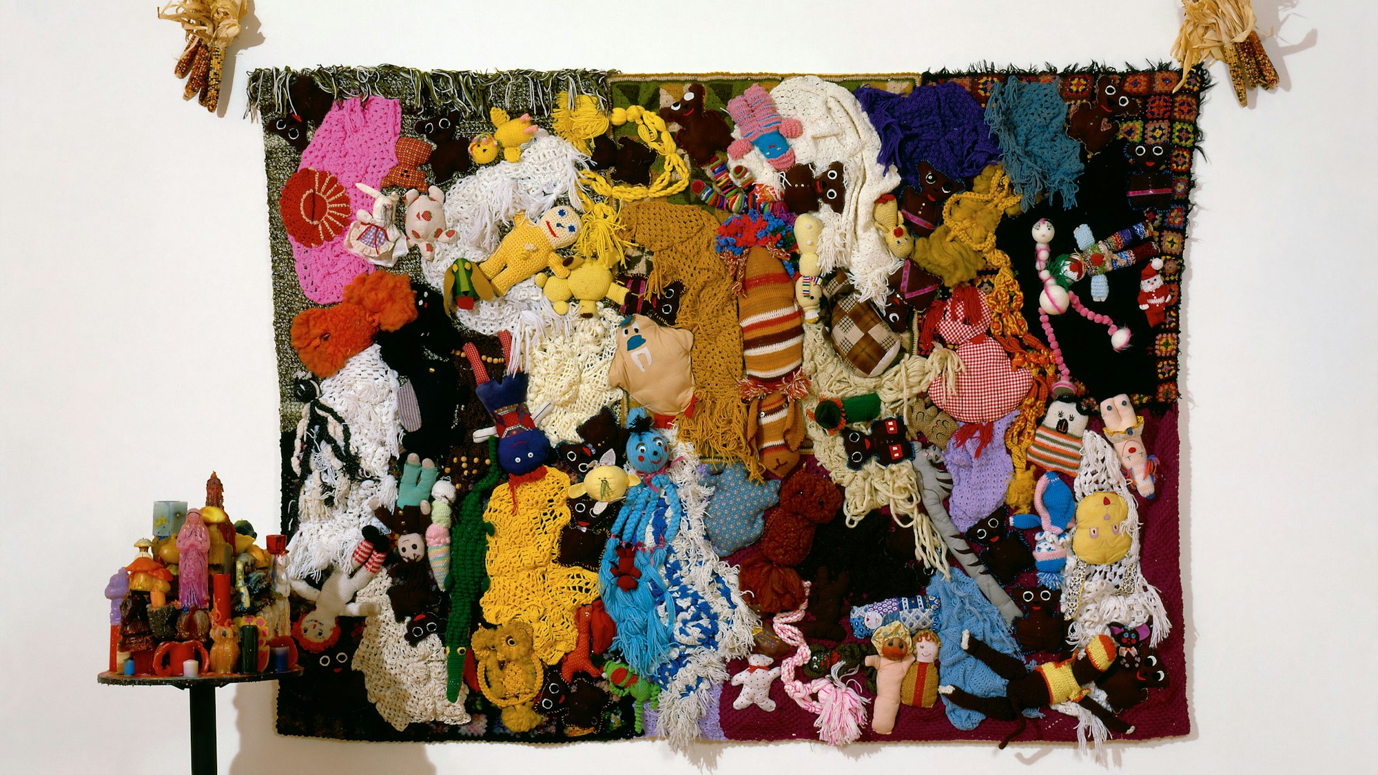 Wandteppich von Mike Kelley im K21.