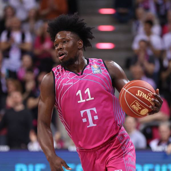 Brian Fobbs verlässt die Telekom Baskets Bonn.