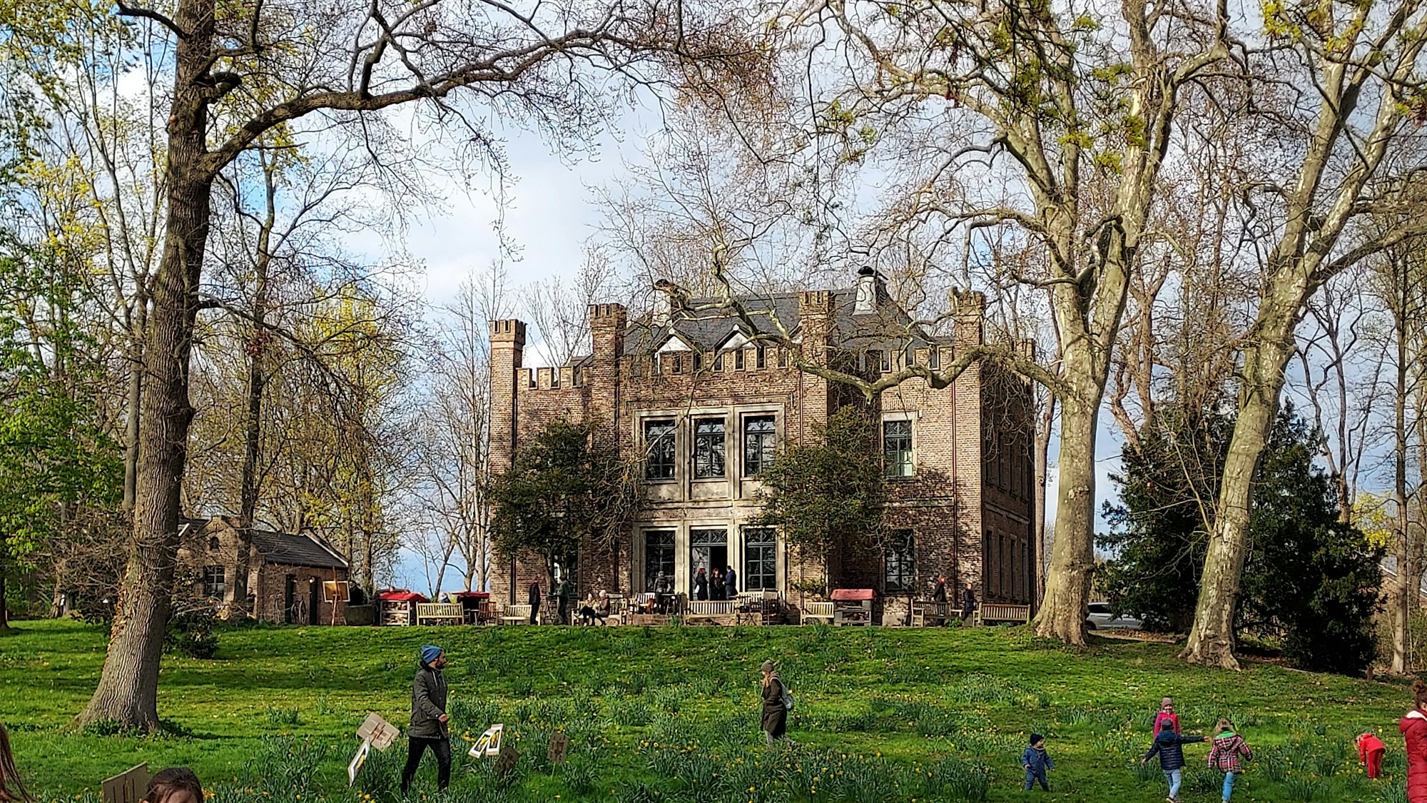 Herrenhaus und Park von Rittergut Haus Orr in Pulheim