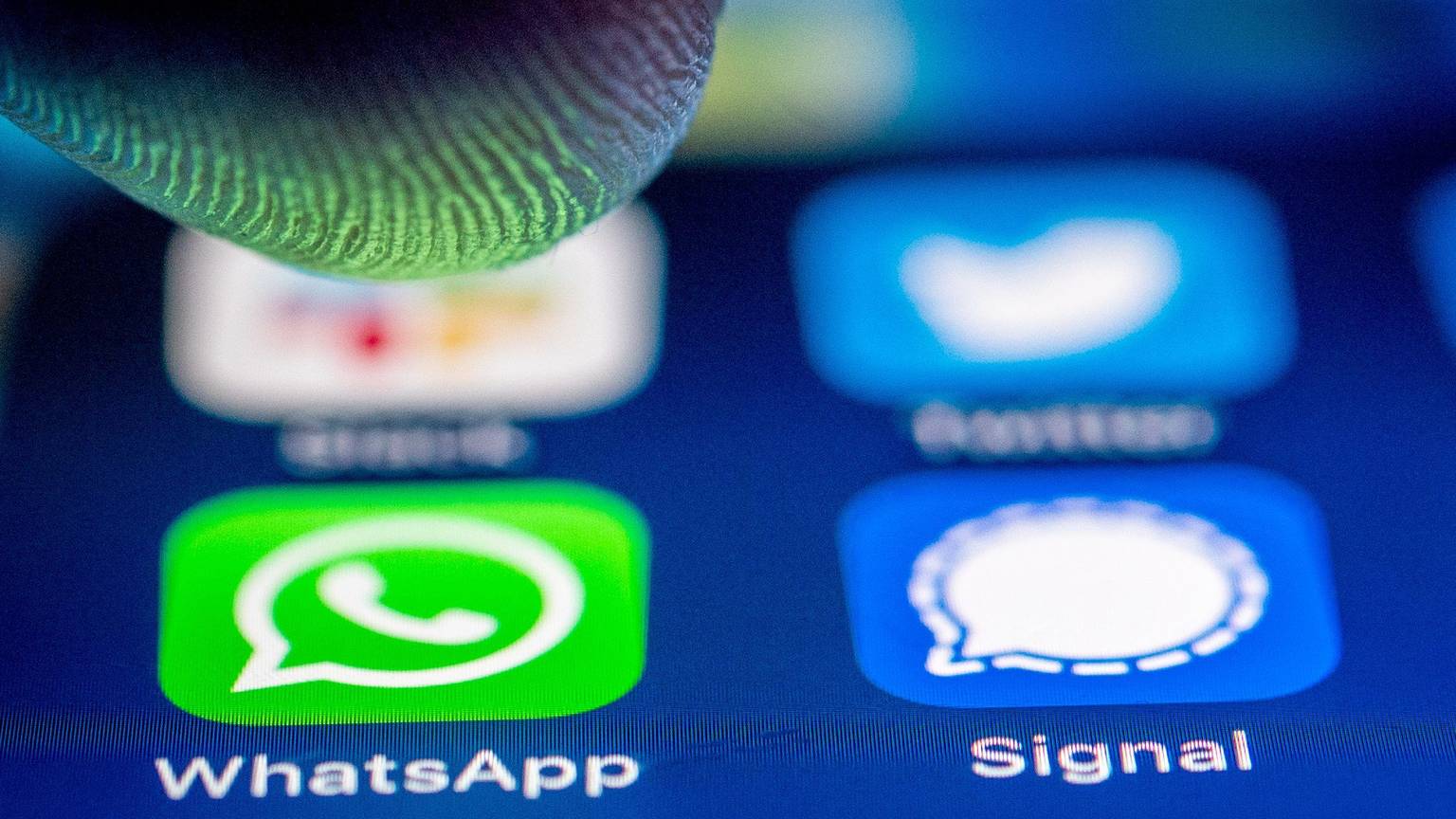 Die Kölnische Rundschau ist nun auch auf WhatsApp zu finden.