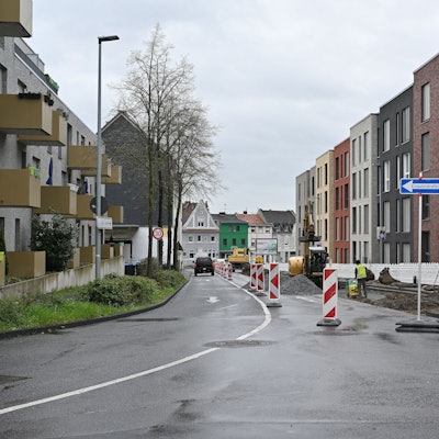 Das Foto zeigt Bauarbeiten an der Dechant-Müller-Straße.