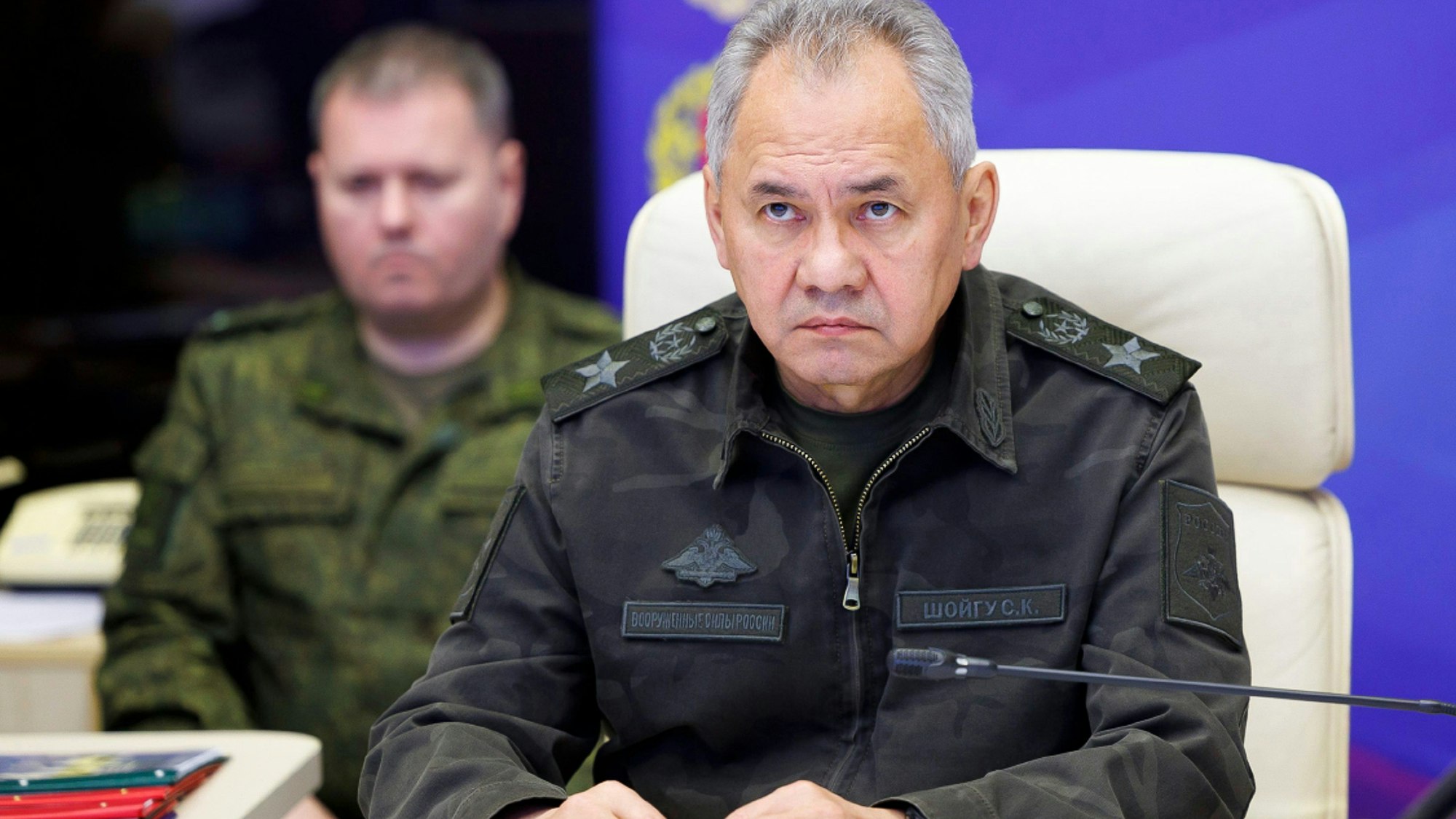 Der russische Verteidigungsminister Sergei Schoigu. Auf das erste Telefongespräch zwischen Moskau und Paris folgte in kürzester Zeit prompt ein Dementi zu den von Russland verkündeten Inhalten des Gesprächs.