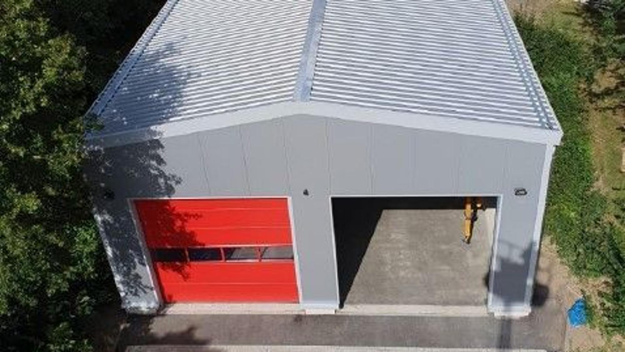 Interim der Heimerzheimer Feuerwehr: Wagenhalle und Containerräume am Rande des bisherigen Feuerwehrgeländes