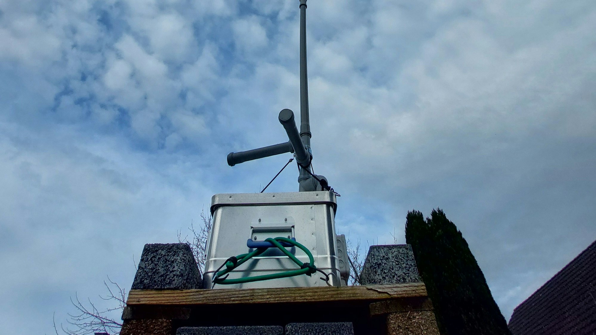 Die Blitzkiste auf Patts Garage dient zu Testzwecken.