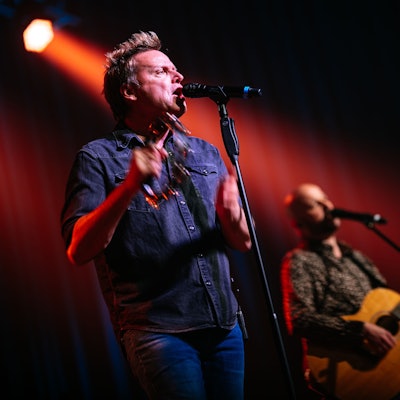 Die Bläck Fööss mit Frontmann Mirko Bäumer im Theater am Tanzbrunnen.
