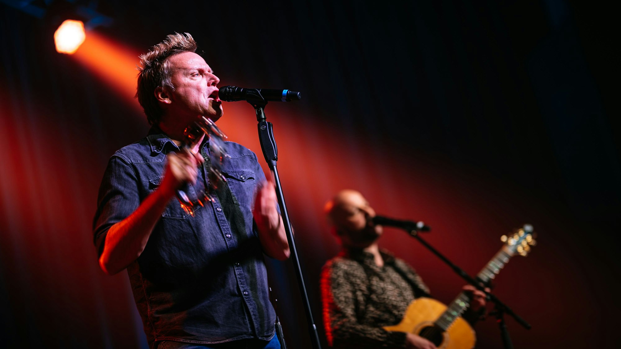 Die Bläck Fööss mit Frontmann Mirko Bäumer im Theater am Tanzbrunnen.