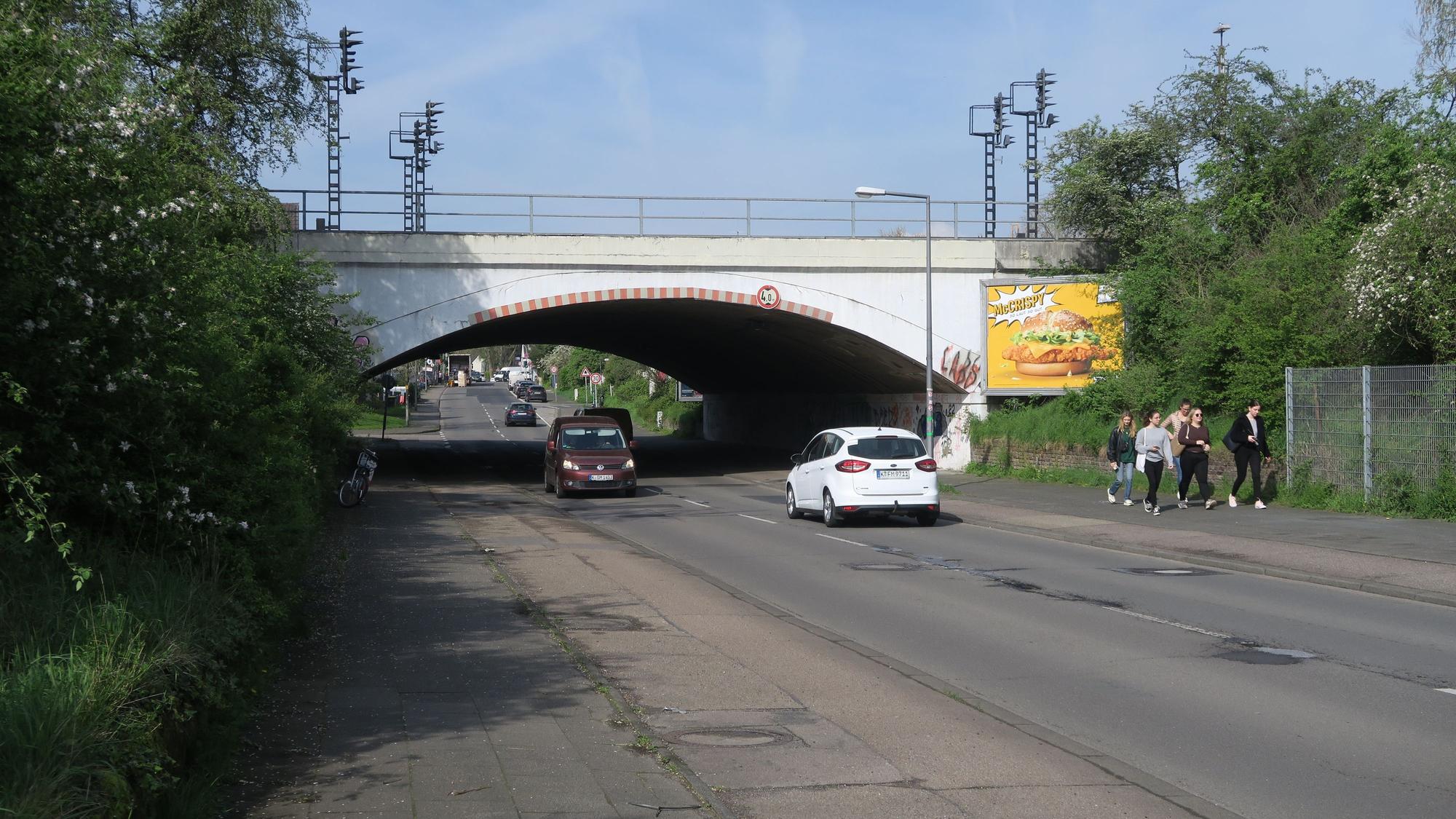 Die Unterführung am Eingang zum Stadtteil Vogelsang. Foto von Hans-Willi Hermans