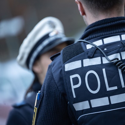 Polizisten beim Einsatz.
