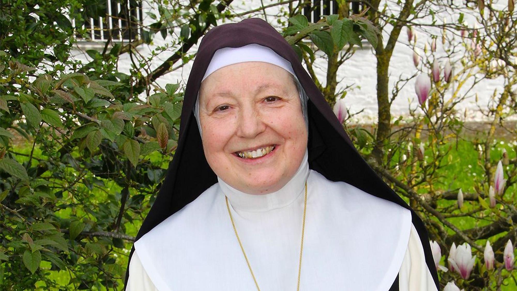 Sr. Gratia ist Äbtissin des Schweigeklosters der Trappistinnen in Steinfeld.