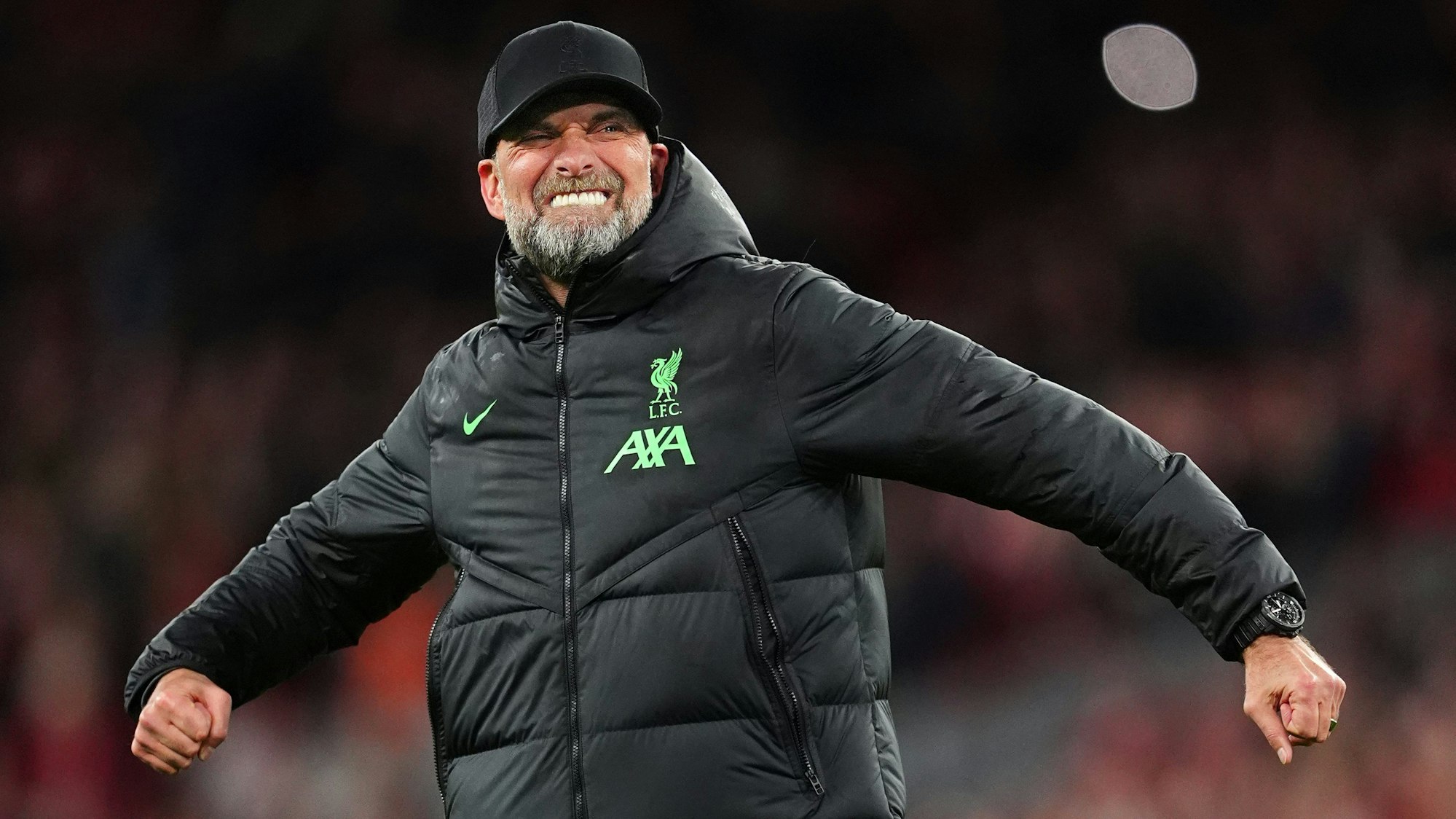 Liverpools Trainer Jürgen Klopp jubelt nach dem Sieg.