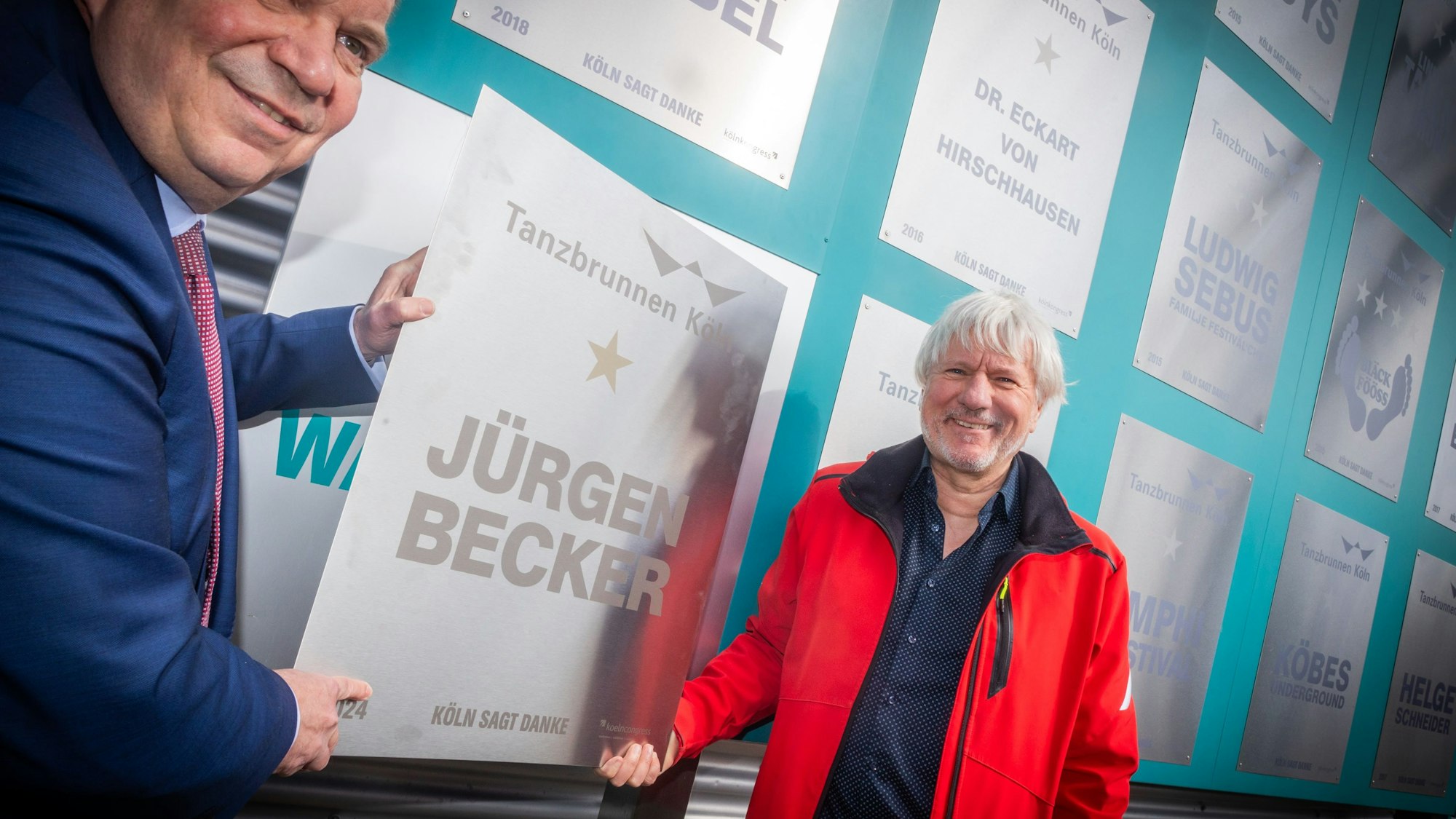 Stern für Jürgen Becker von Kölncongress-Vorstand Ralf Nüsser.