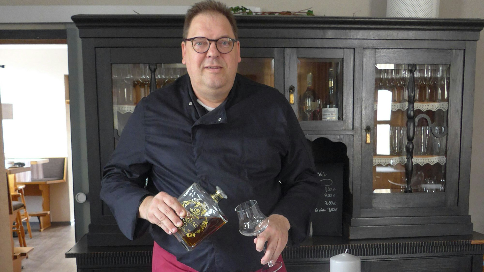 Thomas Hackenbroch hat seinen Erker Hof vor fünf Jahren stilsicher modernisiert.