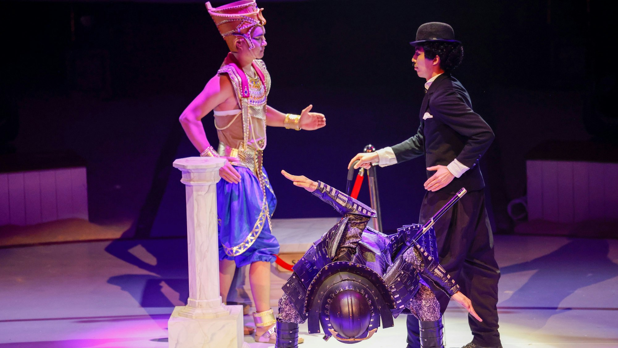 Die Adem Crew erzählt die Geschichte eines misslungenen Kunstraubs.