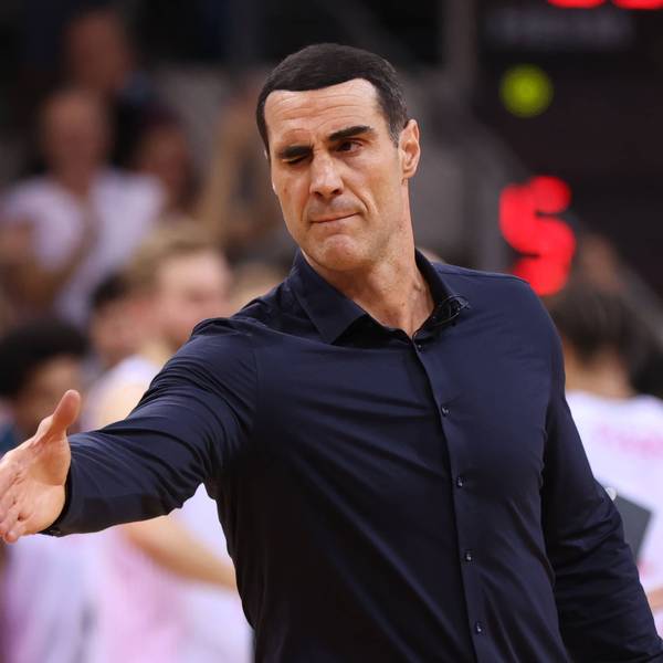 Bonns Headcoach Roel Moors war erst im Schlussviertel von seinem Team angetan.