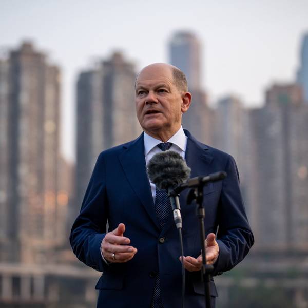 Bundeskanzler Olaf Scholz (SPD) spricht bei einem Statement zur Situation in Israel in China.