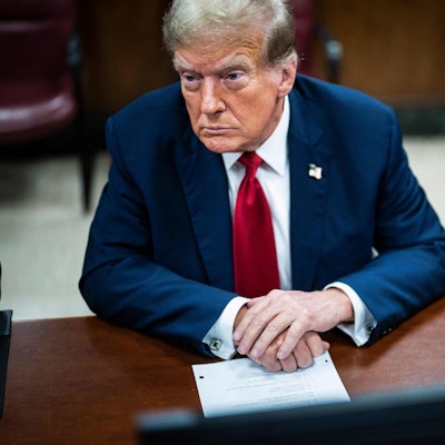 Der erneute US-Präsidentschaftskandidat Donald Trump am ersten Prozesstag am Montag.