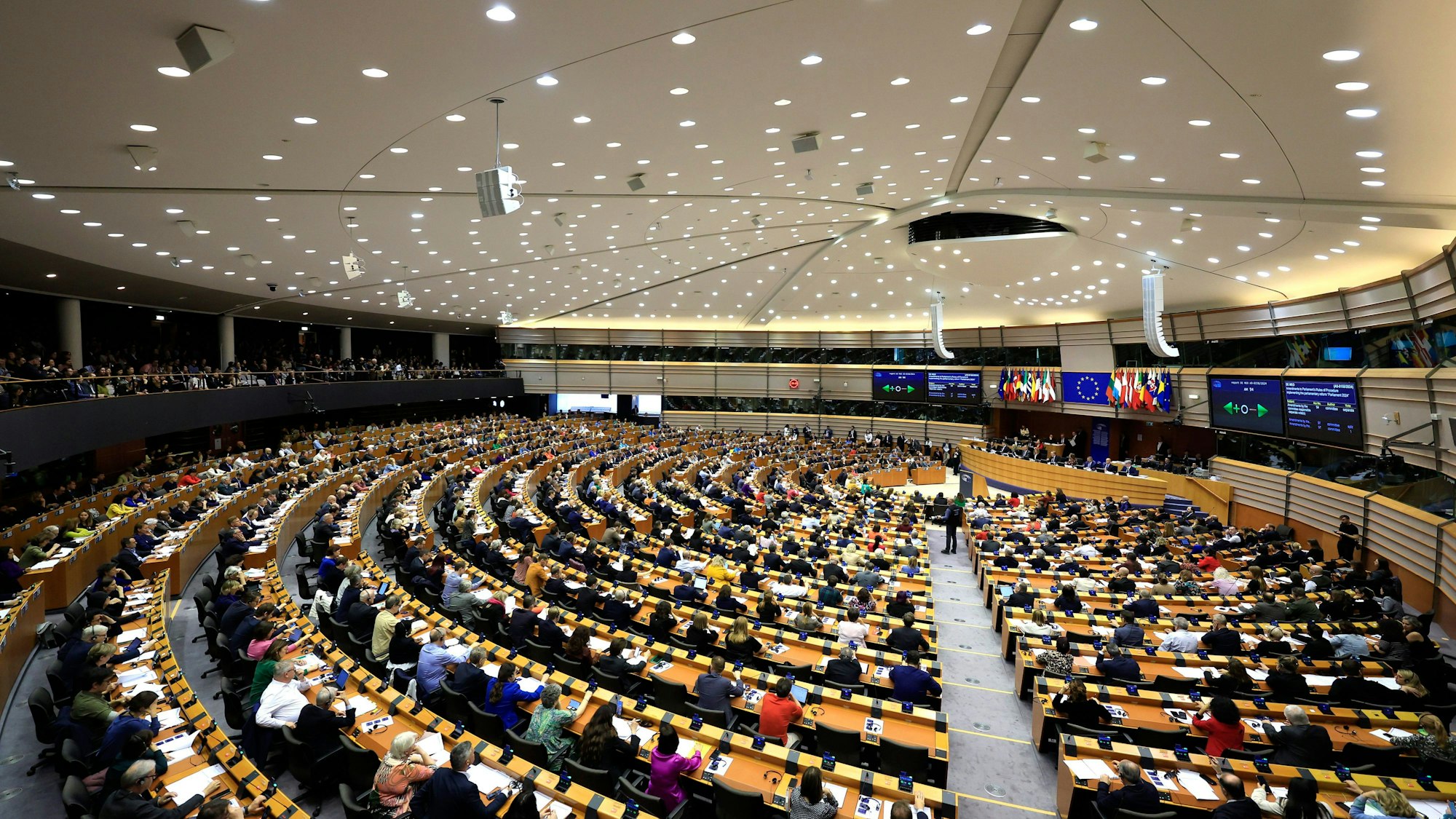 Brüssel: Mitglieder des Europäischen Parlaments nehmen an einer Reihe von Abstimmungen teil.