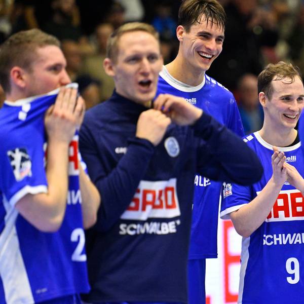 Gruppenbild mit Handballspielern