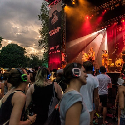 Im Jugendpark fanden bis 2020 auch während Corona unter anderem Kopfhörer-Konzerte statt.