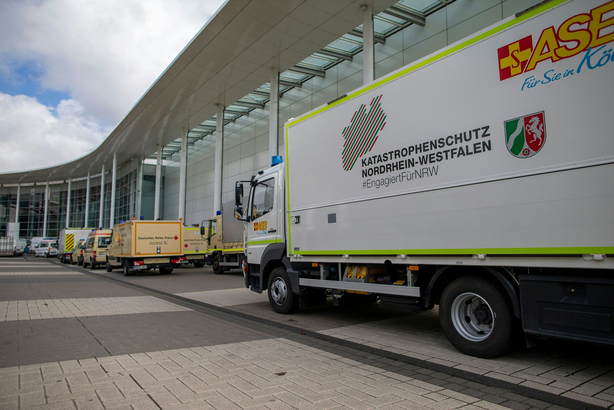 In der Messe wurde eine Zuflucht für die evakuierten Senioren eingerichtet.
