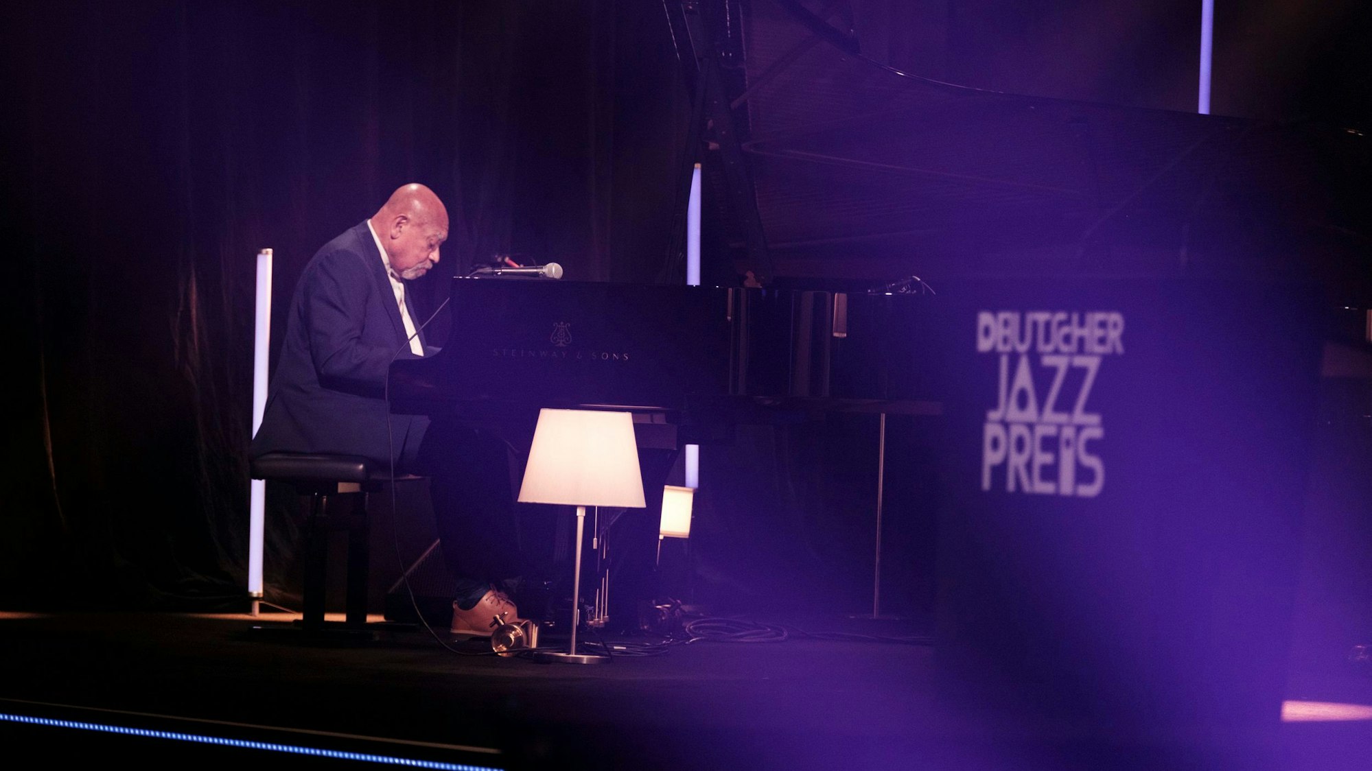 Köln: Der US-amerikanische Jazz-Pianist Kenny Barron hat den Deutschen Jazzpreis 2024 gewonnen.