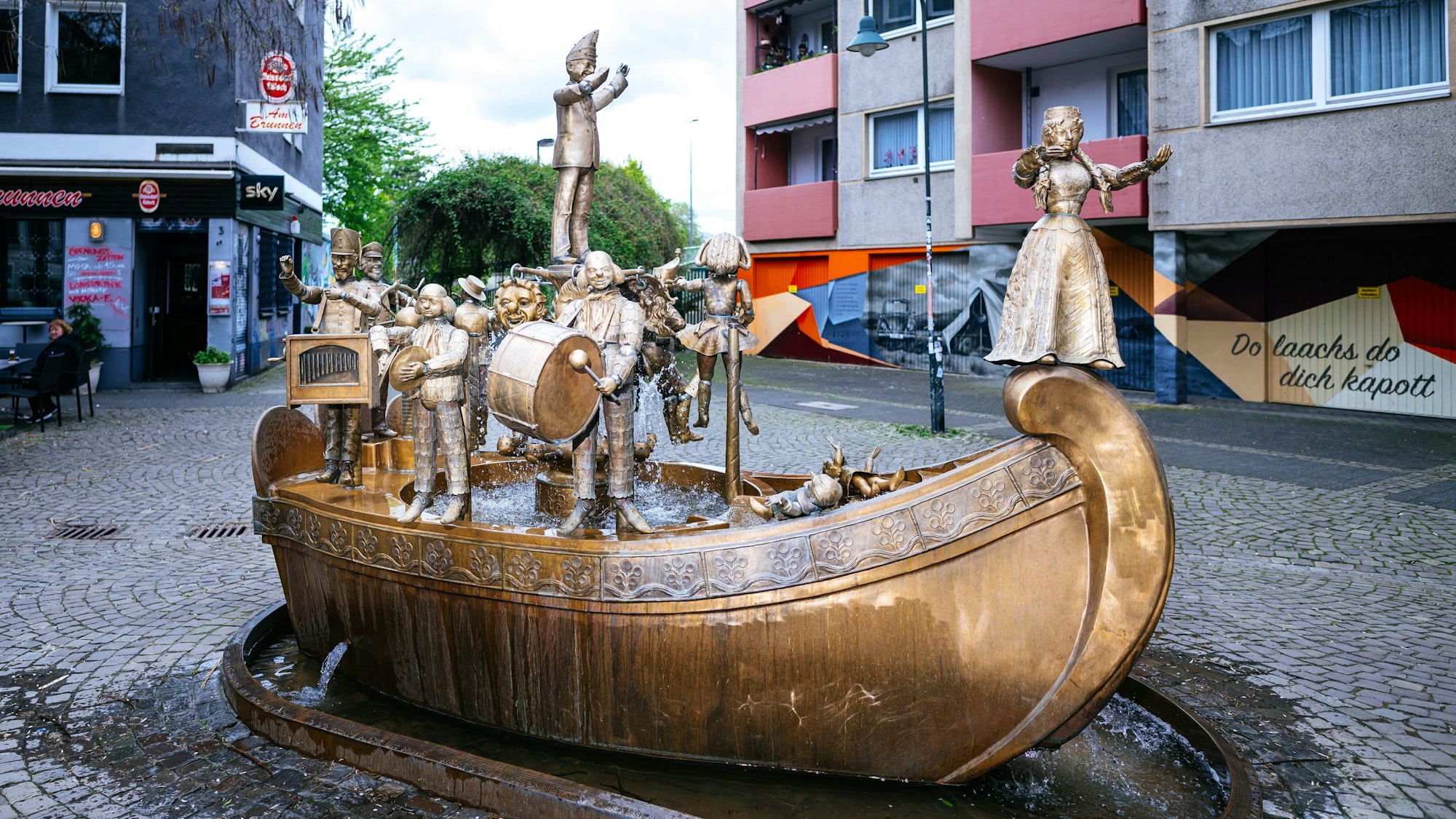 Das Narrenschiff in der Nähe der Severinstraße