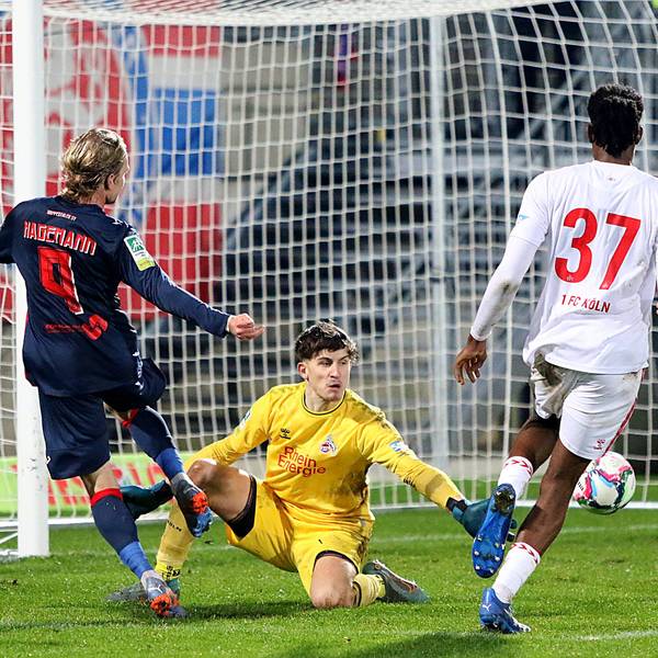 Regionalliga West: Wuppertaler SV - 1. FC Koeln II ** NUR FUeR REDAKTIONELLE ZWECKE ** EDITORIAL USE ONLY **Fussball Regionalliga West 22.Spieltag Freitag 16.02.2024 Stadion am Zoo Wuppertal Wuppertaler SV - 1. FC Koeln II Kevin Hagemann (WSV) scheitert an Jonas Nickisch (Koeln II) Deutschland Wuppertal Copyright: StefanxRittershaus *** Regionalliga West Wuppertaler SV 1 FC Koeln II FOR EDITORIAL PURPOSES ONLY p Soccer Regionalliga West 22 Matchday Friday 16 02 2024 Stadion am Zoo Wuppertal Wuppertaler SV 1 FC Koeln II Kevin Hagemann WSV fails to Jonas Nickisch Koeln II Germany Wuppertal Copyright StefanxRittershaus Copyright: StefanxRittershaus doc7u6a6h1yobrg2vz2c5y ,EDITORIAL USE ONLY