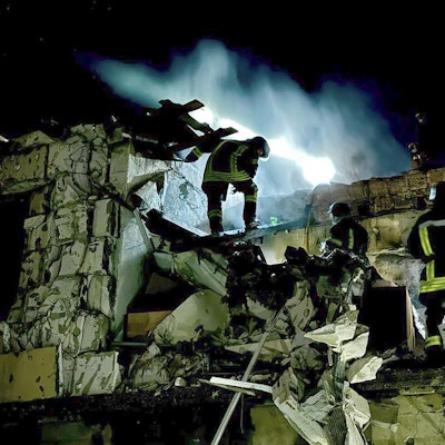 Aufräumarbeiten in Odessa: In der Nacht zum Dienstag gab es neue Drohnenangriffe mit neun Verletzten. Foto: Stadt Odessa/ap