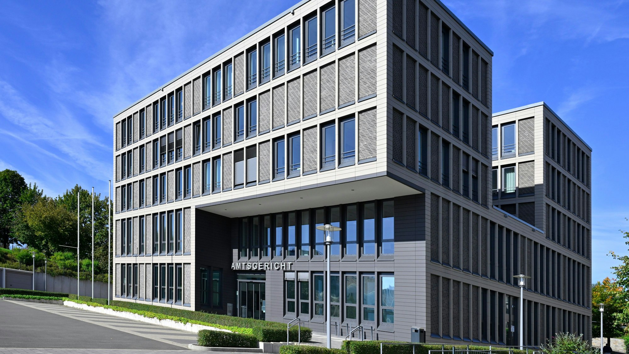 Verhandelt wurde am Amtsgericht in Gummersbach.