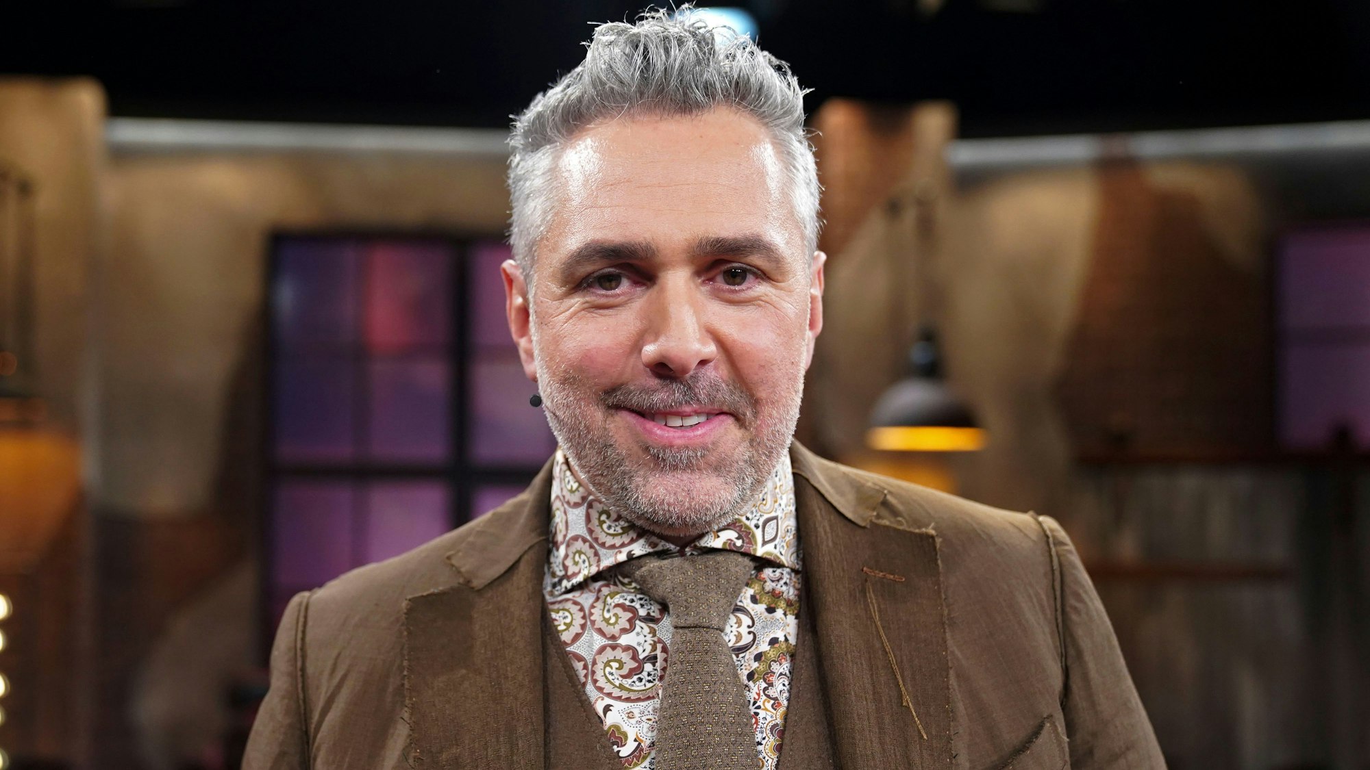 Roland Trettl bei der Aufzeichnung der WDR-Talkshow „Kölner Treff“ im WDR Studio.