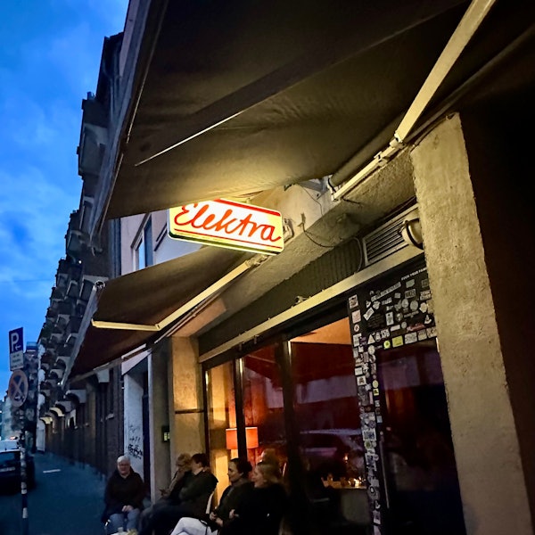 Elektra Musikbar in Köln am Eigelstein für Barkolumne SchönTrinken
