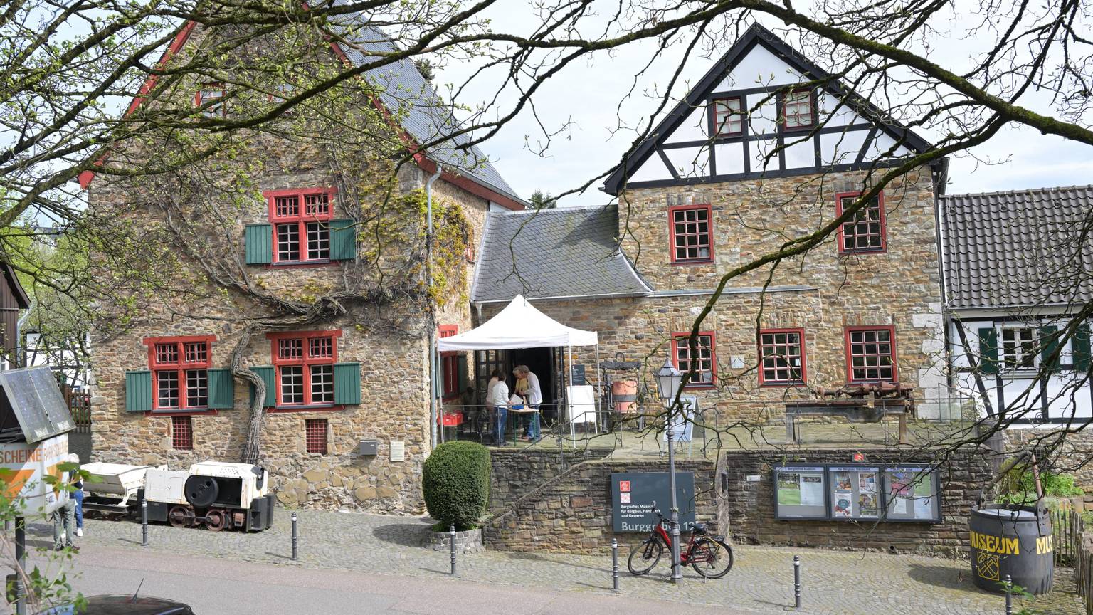 Museum-Bensberg-Frühlingserwachen