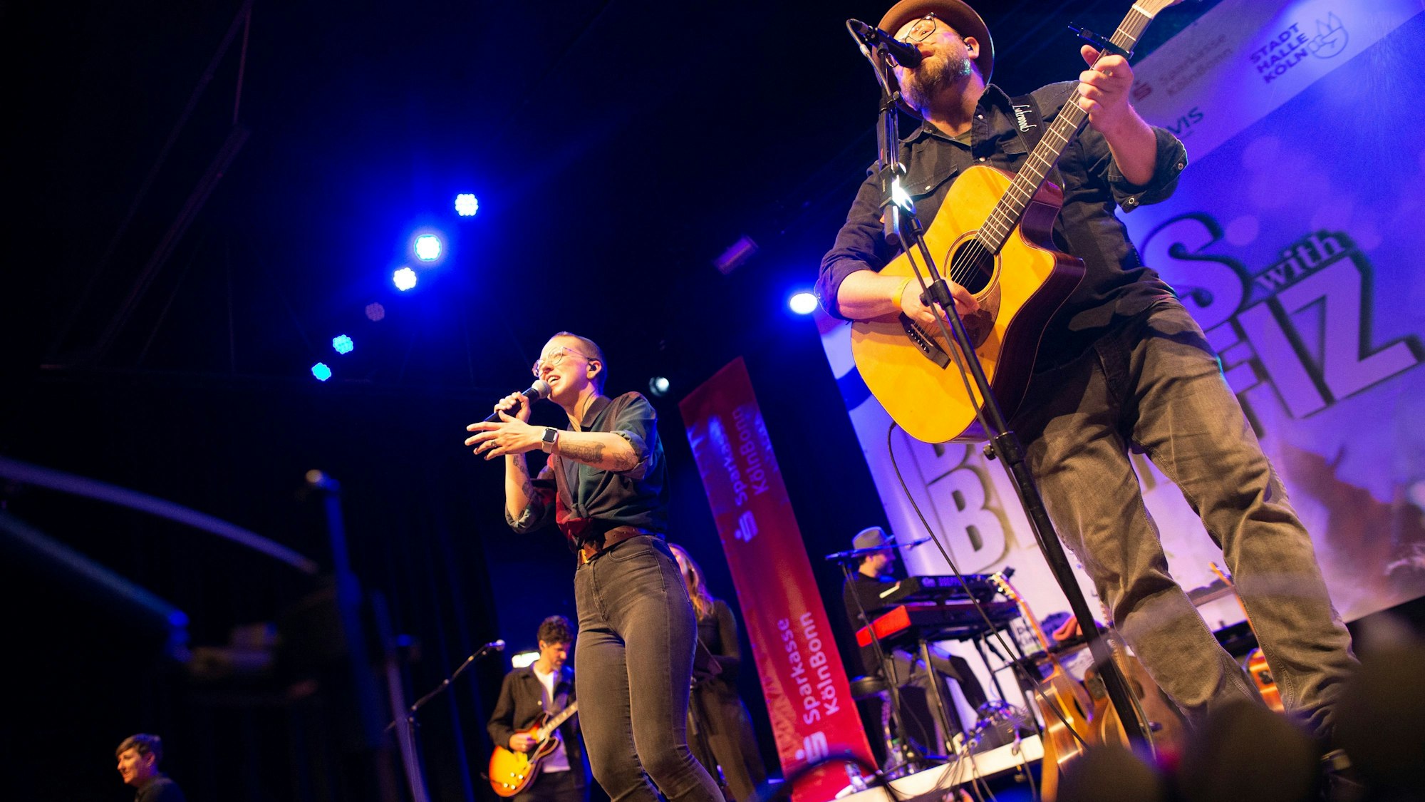 Zusammen auf der Bühne bei „Bands with Benefiz“ standen Gregor Meyle und Stefanie Heinzmann.