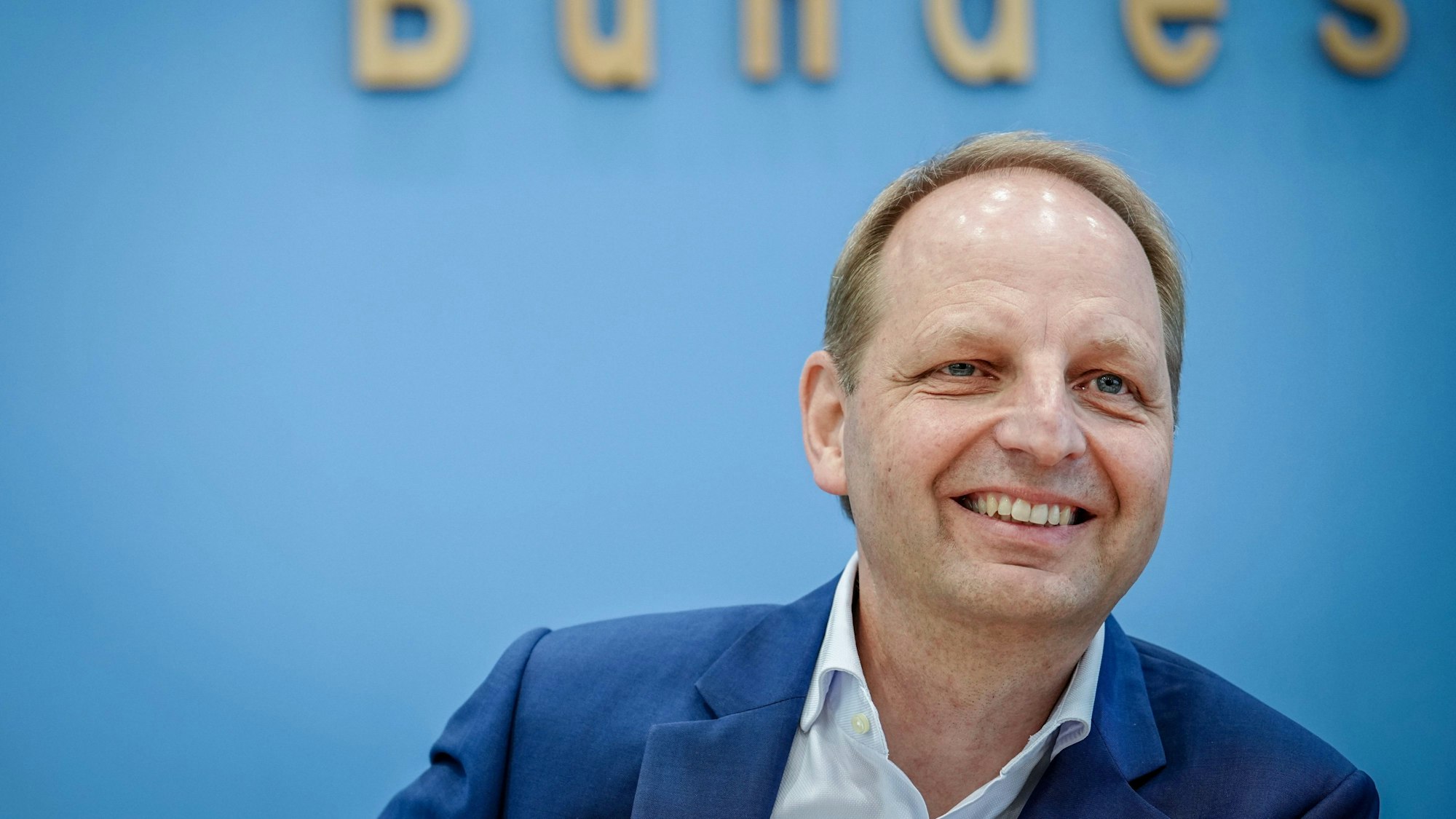 Der CDU-Bundestagsabgeordneter Thomas Heilmann gibt in der Bundespressekonferenz eine Pressekonferenz.