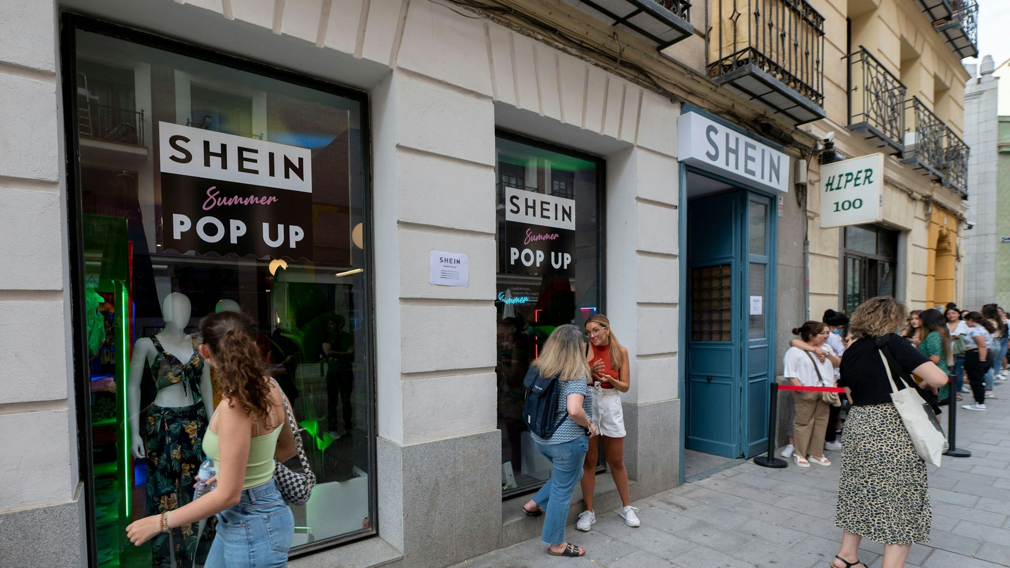 Ein Verkaufsgeschäft der chinesischen Fast-Fashion-Kette Shein (Symbolbild)