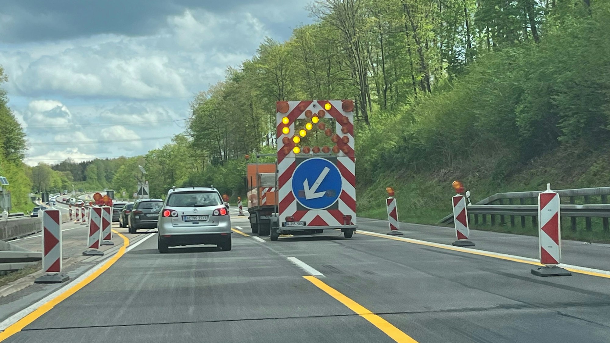 Blick auf die A4 in Fahrtrichtung Olpe.