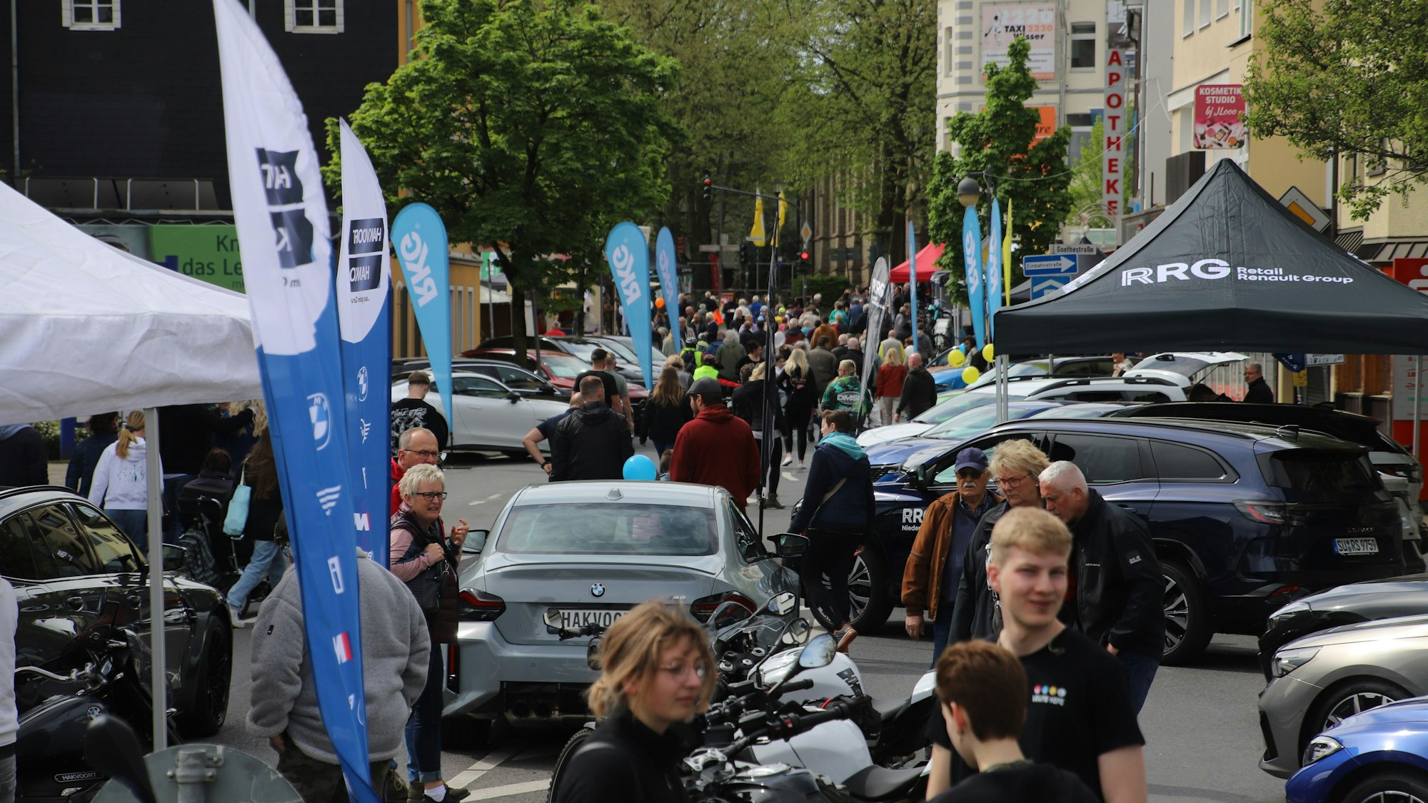 Die Gemeinde und der Verein selbständiger Handwerker Eitorf hatten zum Eitorfer Frühling ins Gemeindezentrum eingeladen.