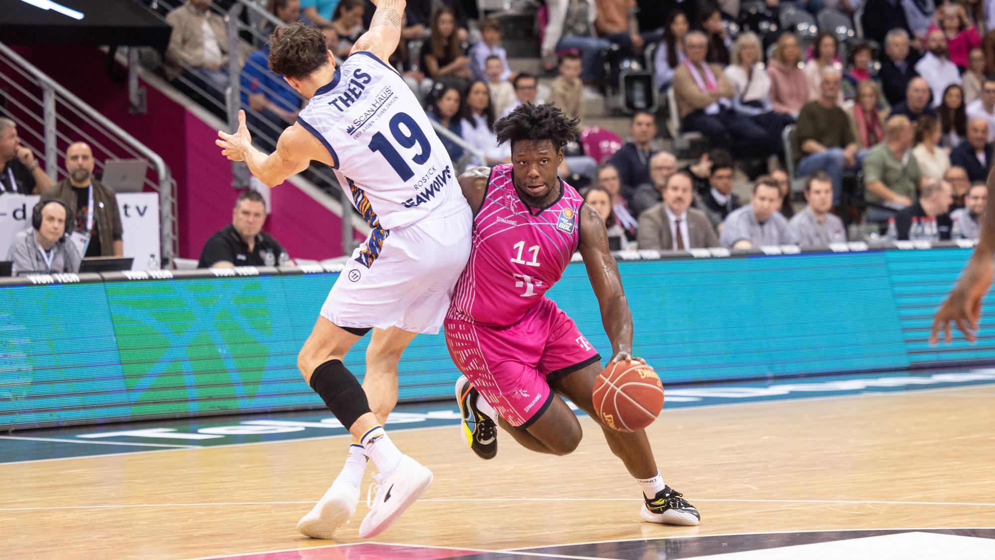 Bester Bonner Werfer war Brian Fobbs mit 23 Punkten und sechs Dreiern.