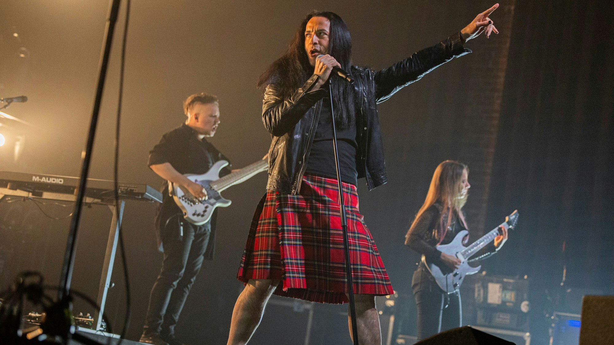 Bülent Ceylan auf der Bühne im Kölner E-Werk.