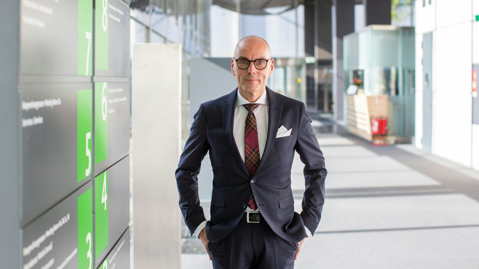 Sorgt für gutes Benehmen: Ulrich Wöster.